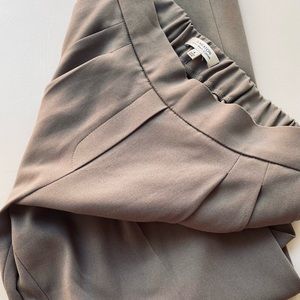 Aritzia - Babaton Conan Trousers